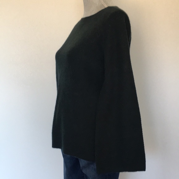 LOFT Textured Knit Deep Forest Green Bell Sleeve Pullover Sweater, size XS 🌲♥️ - Picture 3 of 12